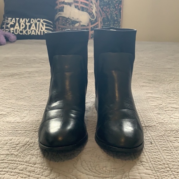 matt & nat black vegan Chelsea Boot - Picture 2 of 6